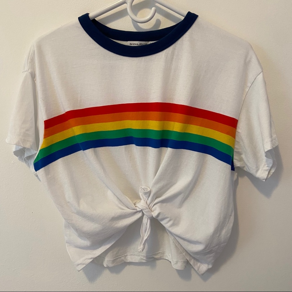 Women top